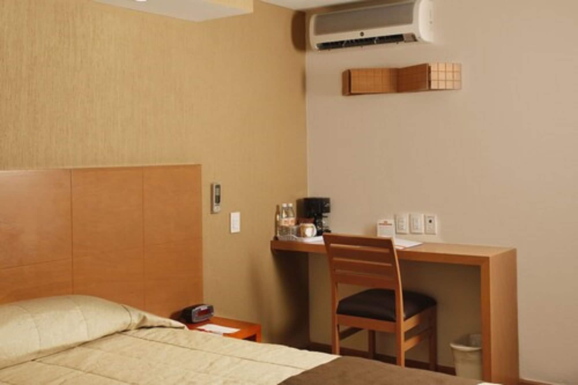La Posada Hotel Y Suites San Luis Potosí Zewnętrze zdjęcie