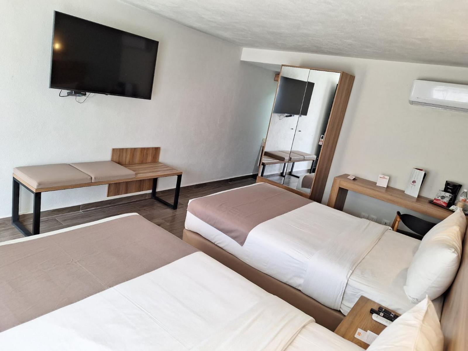 La Posada Hotel Y Suites San Luis Potosí Zewnętrze zdjęcie