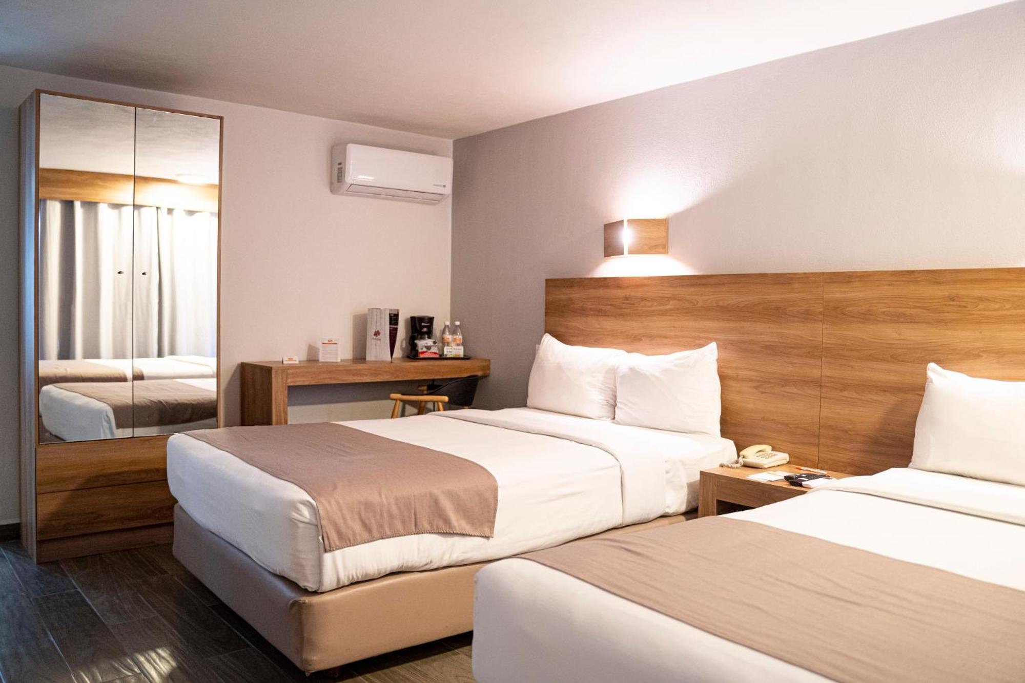 La Posada Hotel Y Suites San Luis Potosí Zewnętrze zdjęcie