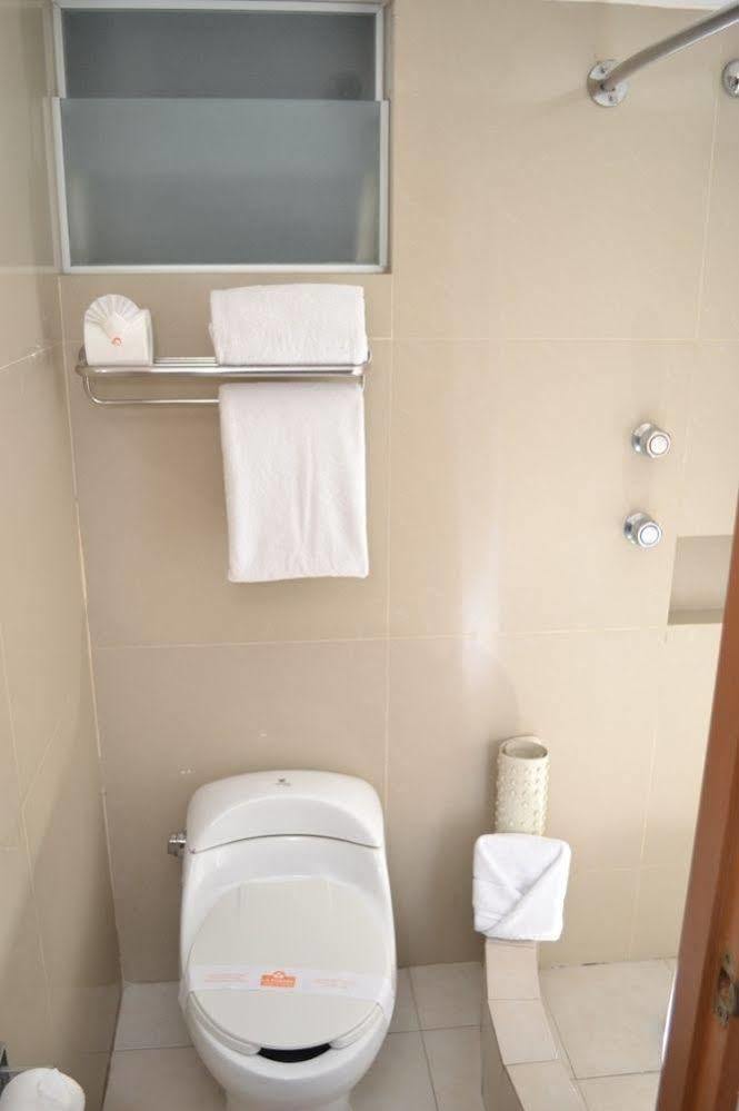 La Posada Hotel Y Suites San Luis Potosí Zewnętrze zdjęcie